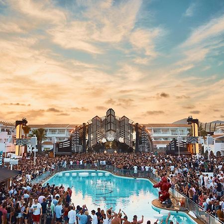 Ushuaia Ibiza Beach Hotel - Adults Only - Club Entrance Included Playa d'en Bossa Εξωτερικό φωτογραφία