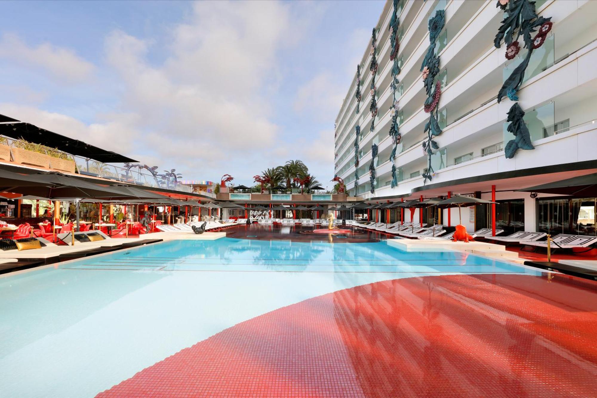 Ushuaia Ibiza Beach Hotel - Adults Only - Club Entrance Included Playa d'en Bossa Εξωτερικό φωτογραφία