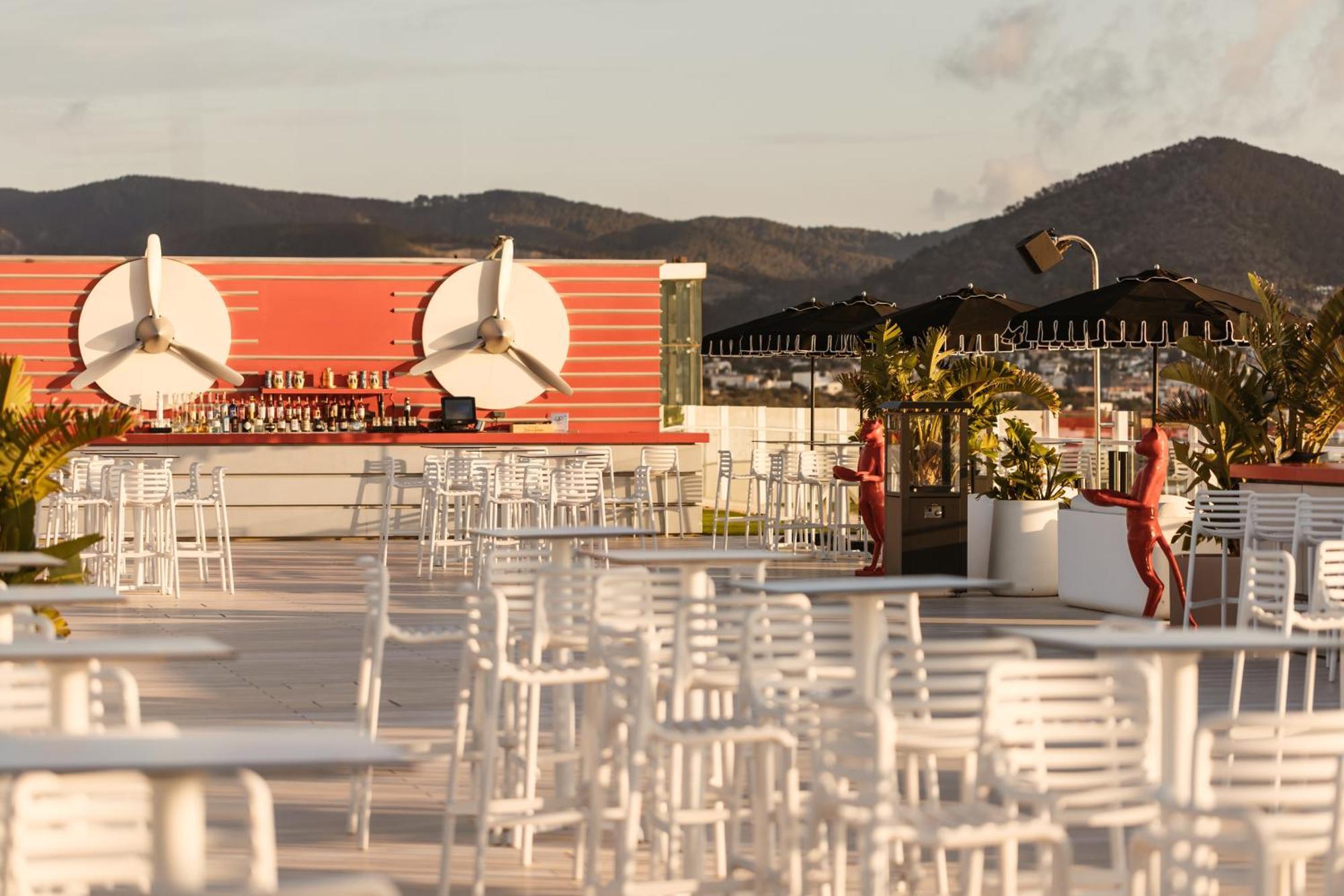 Ushuaia Ibiza Beach Hotel - Adults Only - Club Entrance Included Playa d'en Bossa Εξωτερικό φωτογραφία